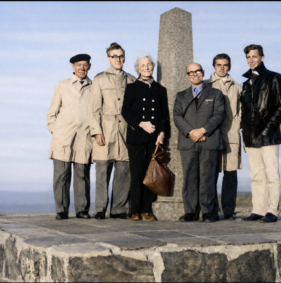 Partecipanti alla commemorazione di Francesco Negri a Capo Nord